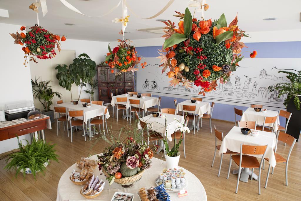 Hotel Master Turin Bagian luar foto