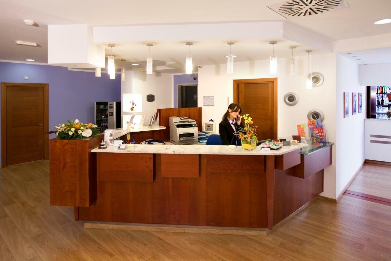 Hotel Master Turin Bagian luar foto